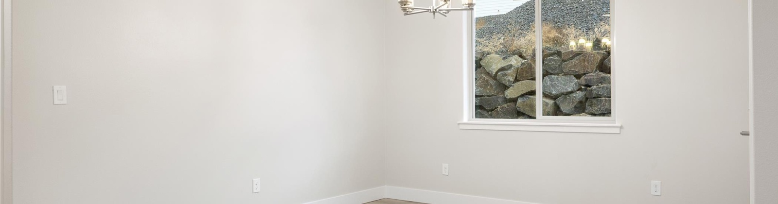 30th Pl, Kennewick, Washington 99338, 4 Bedrooms Bedrooms, 0 ,2 BathroomsBathrooms,Houses,For Sale,30th Pl,0,288675