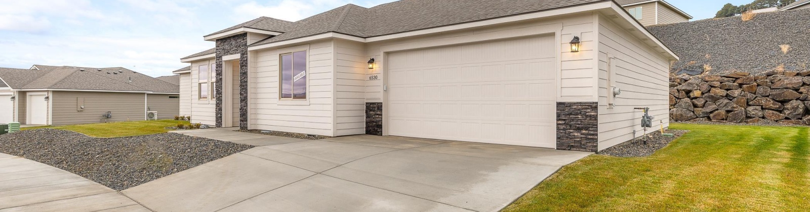 30th Pl, Kennewick, Washington 99338, 4 Bedrooms Bedrooms, 0 ,2 BathroomsBathrooms,Houses,For Sale,30th Pl,0,288675