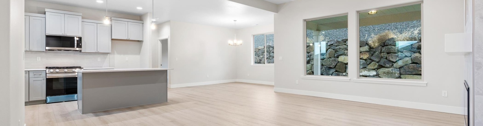 30th Pl, Kennewick, Washington 99338, 4 Bedrooms Bedrooms, 0 ,2 BathroomsBathrooms,Houses,For Sale,30th Pl,0,288675