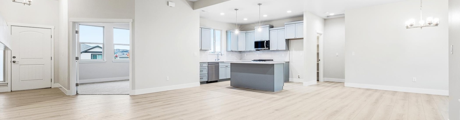 30th Pl, Kennewick, Washington 99338, 4 Bedrooms Bedrooms, 0 ,2 BathroomsBathrooms,Houses,For Sale,30th Pl,0,288675