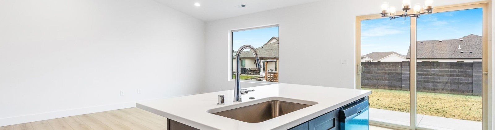 Lake Dr, Pasco, Washington 99301, 3 Bedrooms Bedrooms, 0 ,2 BathroomsBathrooms,Houses,For Sale,Lake Dr,0,288673