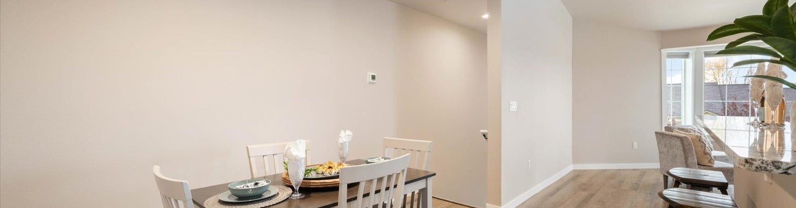 Highland St, Pasco, Washington 99301, 3 Bedrooms Bedrooms, 0 ,3 BathroomsBathrooms,Condos/townhomes,For Sale,Highland St,0,288683