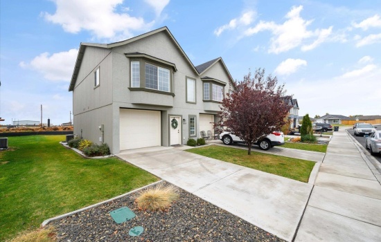 Condos/townhomes For Sale