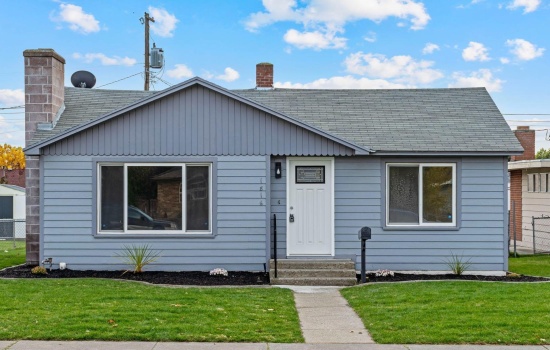 Irving, Pasco, Washington 99301, 2 Bedrooms Bedrooms, 0 ,1 BathroomBathrooms,Houses,For Sale,Irving,0,288680