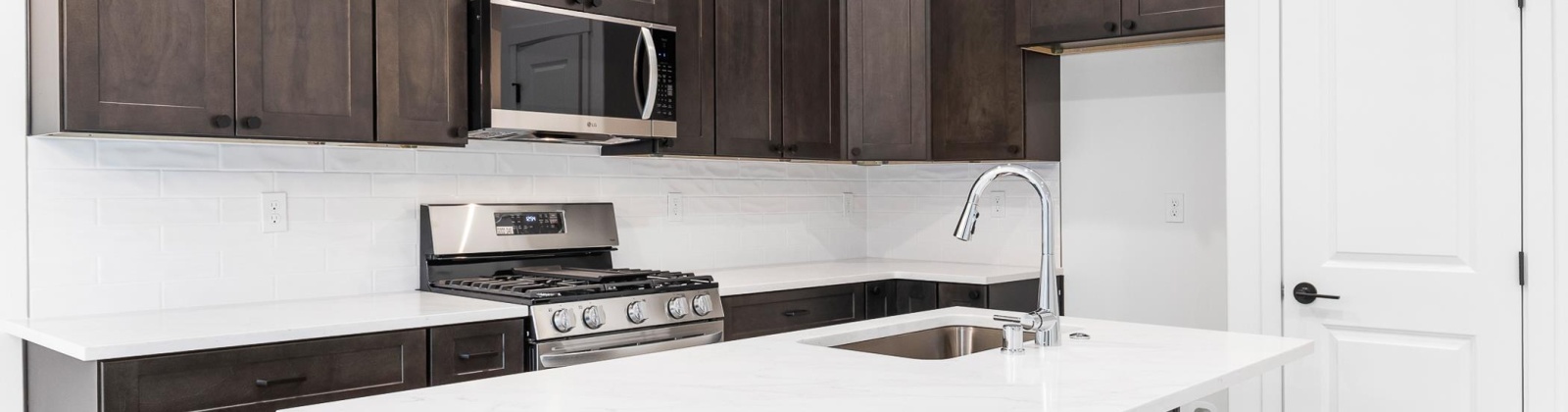 28th Ave, Kennewick, Washington 99338, 3 Bedrooms Bedrooms, 0 ,2 BathroomsBathrooms,Houses,For Sale,28th Ave,0,288691