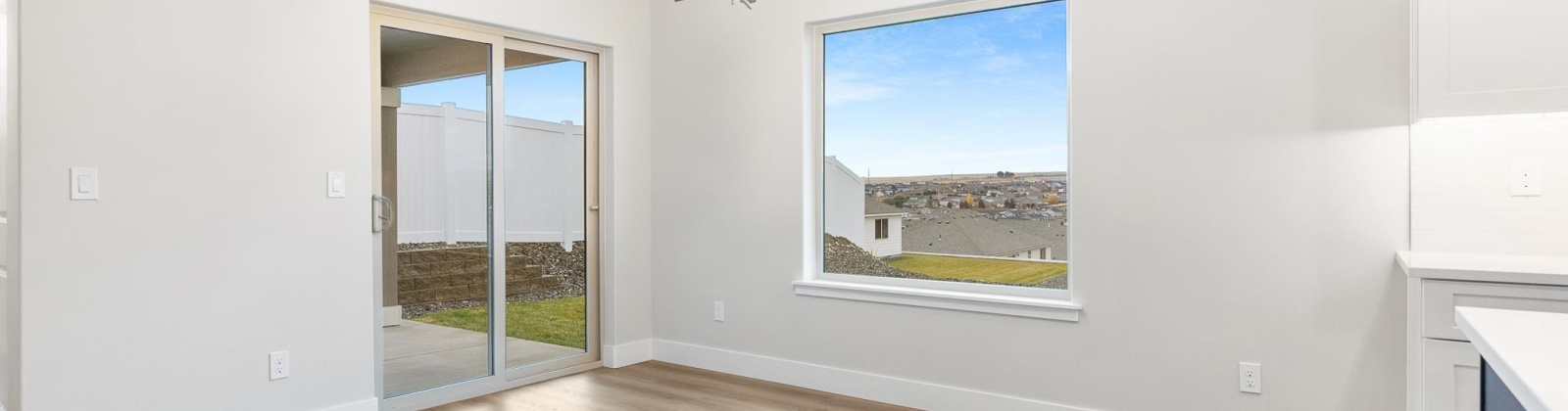 28th Ave, Kennewick, Washington 99338, 3 Bedrooms Bedrooms, 0 ,2 BathroomsBathrooms,Houses,For Sale,28th Ave,0,288690