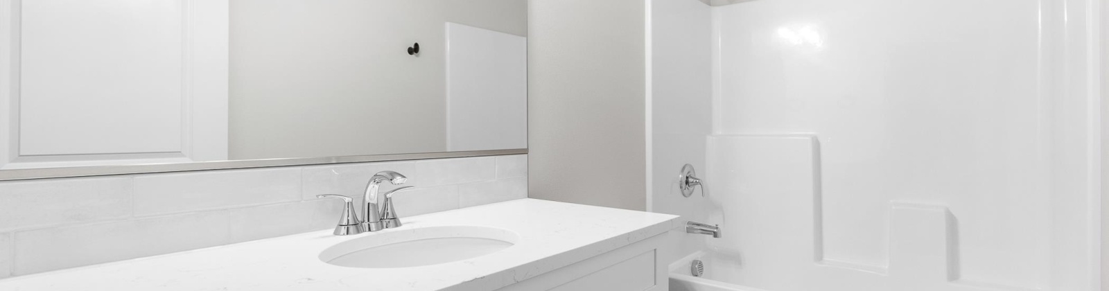 28th Ave, Kennewick, Washington 99338, 3 Bedrooms Bedrooms, 0 ,2 BathroomsBathrooms,Houses,For Sale,28th Ave,0,288690