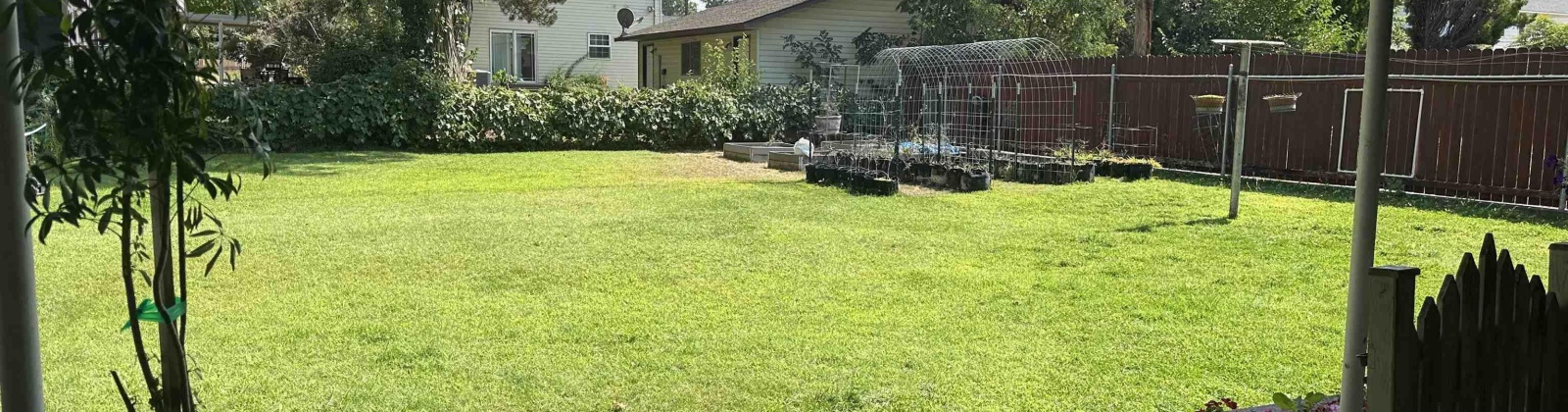 Bernard Ave, Richland, Washington 99352, 4 Bedrooms Bedrooms, 0 ,2 BathroomsBathrooms,Multi-family,For Sale,Bernard Ave,0,288702