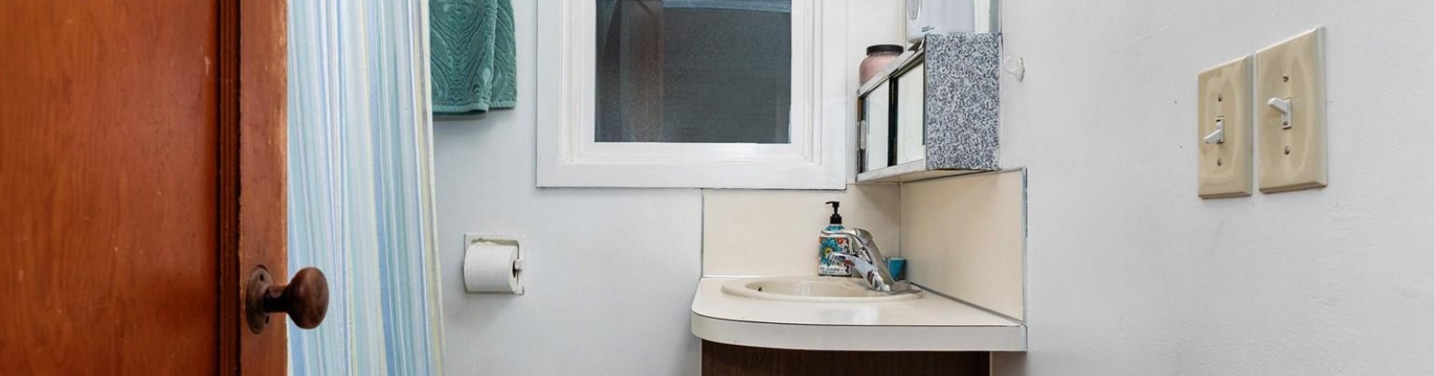 Bernard Ave, Richland, Washington 99352, 4 Bedrooms Bedrooms, 0 ,2 BathroomsBathrooms,Multi-family,For Sale,Bernard Ave,0,288702