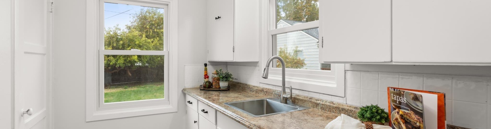 Douglass Ave., Richland, Washington 99352, 4 Bedrooms Bedrooms, 0 ,1 BathroomBathrooms,Houses,For Sale,Douglass Ave.,0,288700