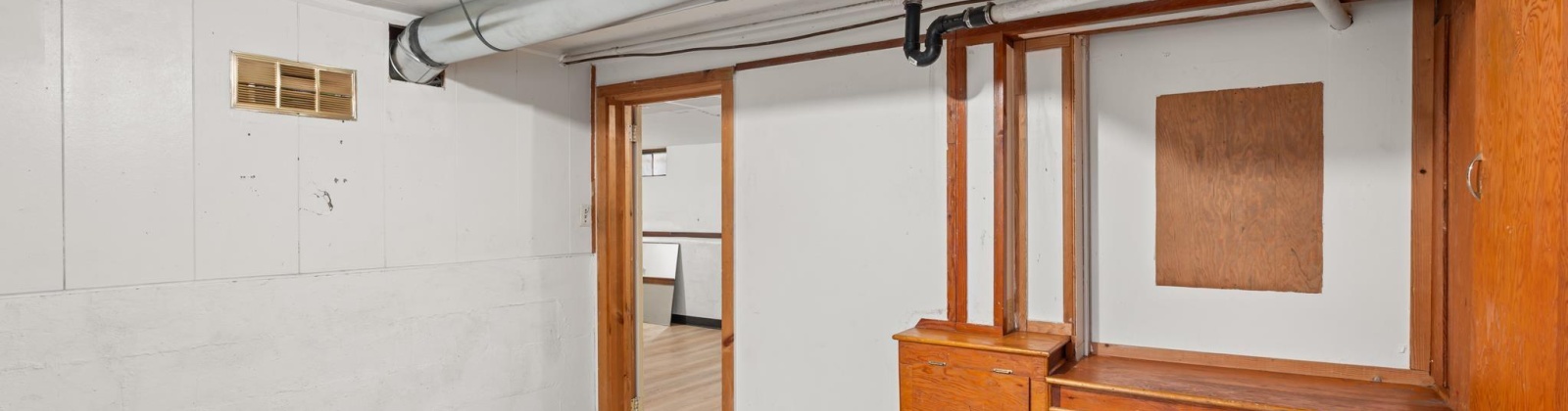 Douglass Ave., Richland, Washington 99352, 4 Bedrooms Bedrooms, 0 ,1 BathroomBathrooms,Houses,For Sale,Douglass Ave.,0,288700