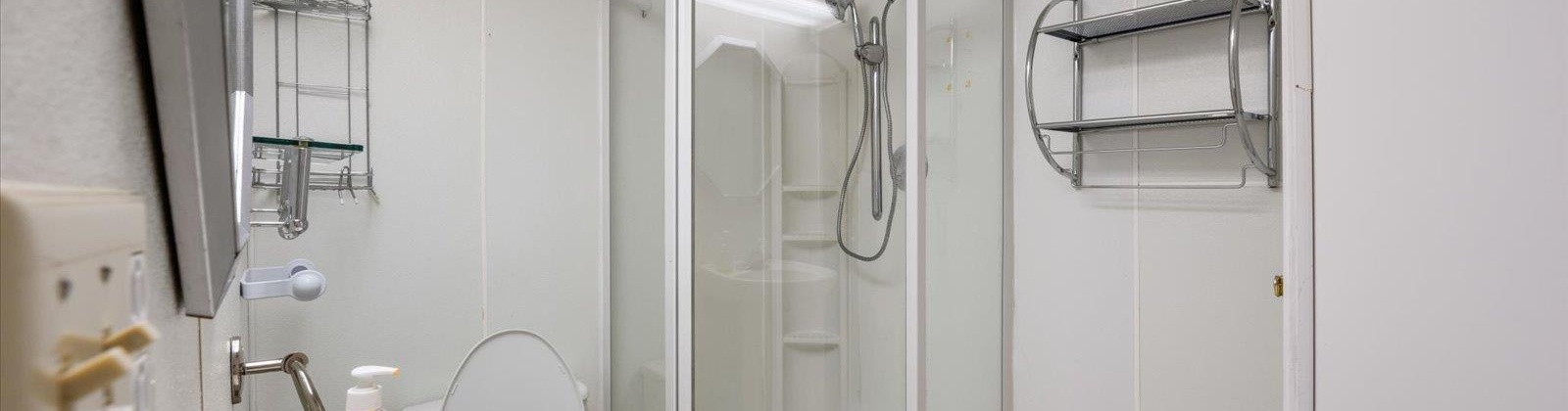 Willamette Ave, Kennewick, Washington 99336, 4 Bedrooms Bedrooms, 0 ,4 BathroomsBathrooms,Houses,For Sale,Willamette Ave,0,288697