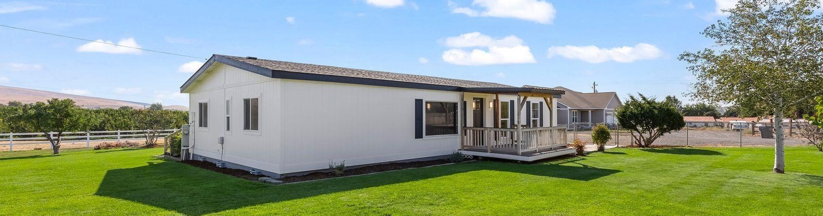 Huntzinger Road, Selah, Washington 98942, 3 Bedrooms Bedrooms, 0 ,2 BathroomsBathrooms,Manufactured Homes,For Sale,Huntzinger Road,0,287703