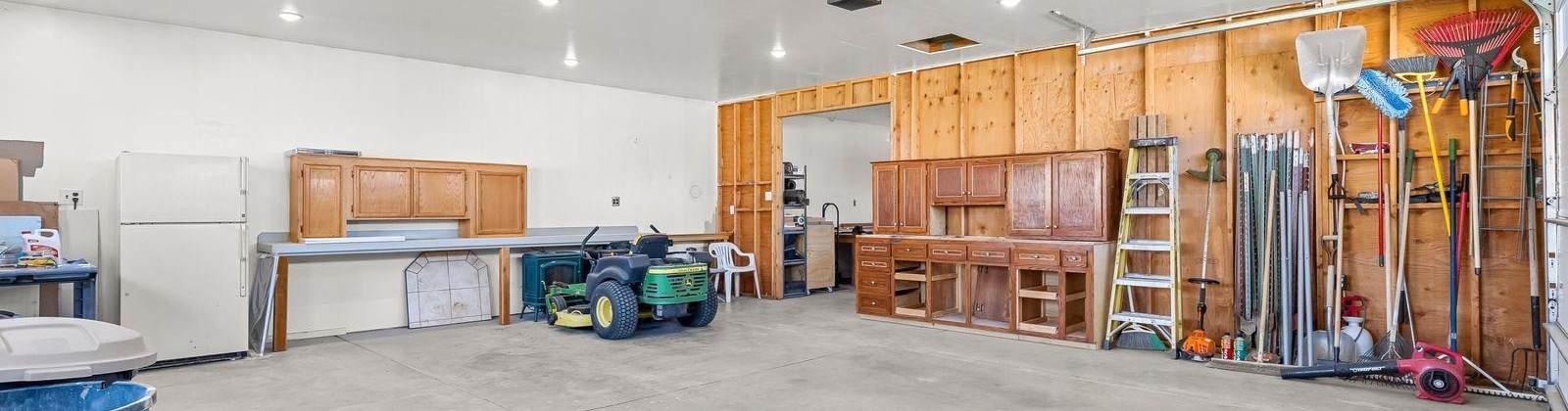 Huntzinger Road, Selah, Washington 98942, 3 Bedrooms Bedrooms, 0 ,2 BathroomsBathrooms,Manufactured Homes,For Sale,Huntzinger Road,0,287703