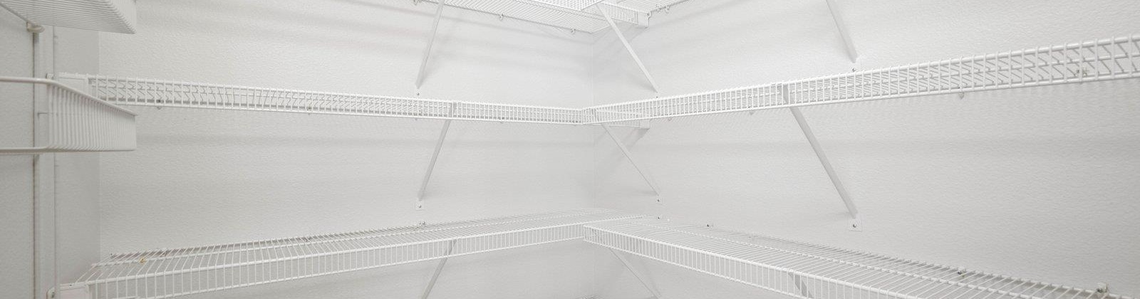 18th Court, Kennewick, Washington 99337, 3 Bedrooms Bedrooms, 0 ,2 BathroomsBathrooms,Houses,For Sale,18th Court,0,288717