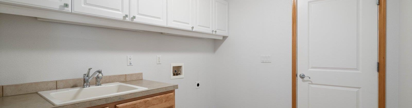 18th Court, Kennewick, Washington 99337, 3 Bedrooms Bedrooms, 0 ,2 BathroomsBathrooms,Houses,For Sale,18th Court,0,288717