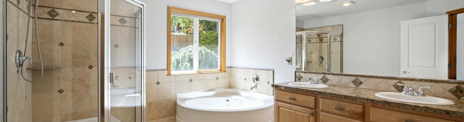 18th Court, Kennewick, Washington 99337, 3 Bedrooms Bedrooms, 0 ,2 BathroomsBathrooms,Houses,For Sale,18th Court,0,288717