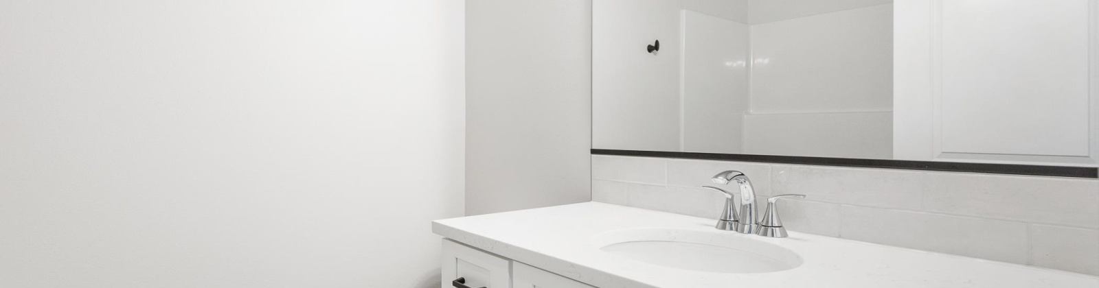 28th Ave, Kennewick, Washington 99338, 4 Bedrooms Bedrooms, 0 ,2 BathroomsBathrooms,Houses,For Sale,28th Ave,0,288716