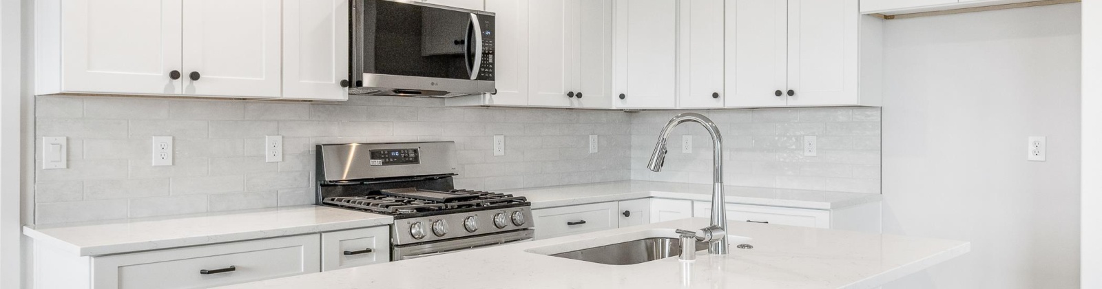 28th Ave, Kennewick, Washington 99338, 4 Bedrooms Bedrooms, 0 ,2 BathroomsBathrooms,Houses,For Sale,28th Ave,0,288716