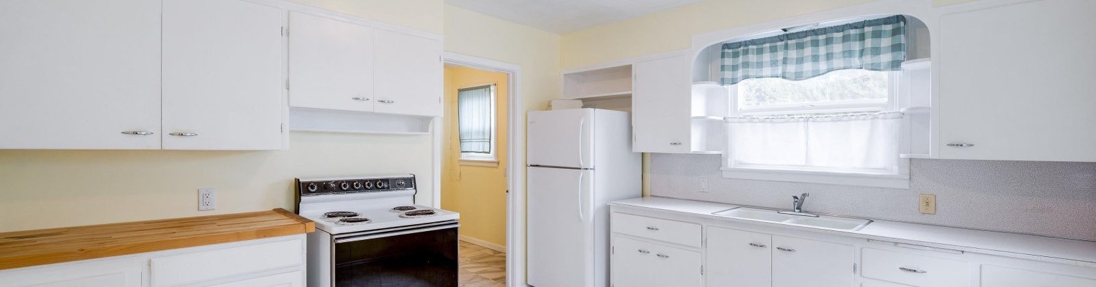 Pearl St, Oakesdale, Washington 99158, 2 Bedrooms Bedrooms, 0 ,1 BathroomBathrooms,Houses,For Sale,Pearl St,0,288705