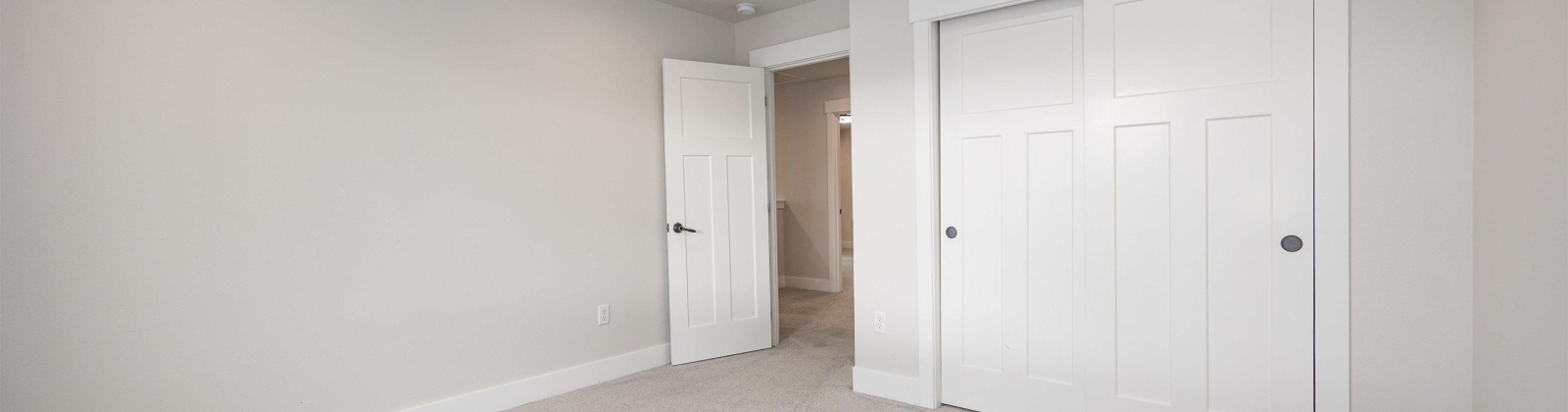 Beacon St, Grandview, Washington 98930, 5 Bedrooms Bedrooms, 0 ,3 BathroomsBathrooms,Houses,For Sale,Beacon St,0,288708