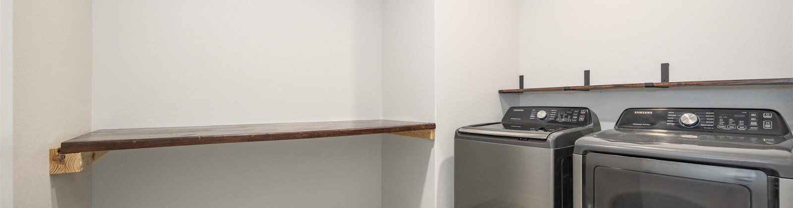 Beacon St, Grandview, Washington 98930, 5 Bedrooms Bedrooms, 0 ,3 BathroomsBathrooms,Houses,For Sale,Beacon St,0,288708