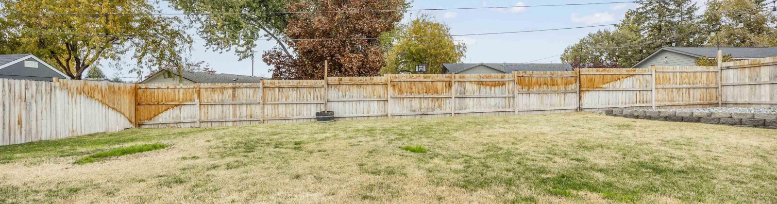 Beacon St, Grandview, Washington 98930, 5 Bedrooms Bedrooms, 0 ,3 BathroomsBathrooms,Houses,For Sale,Beacon St,0,288708