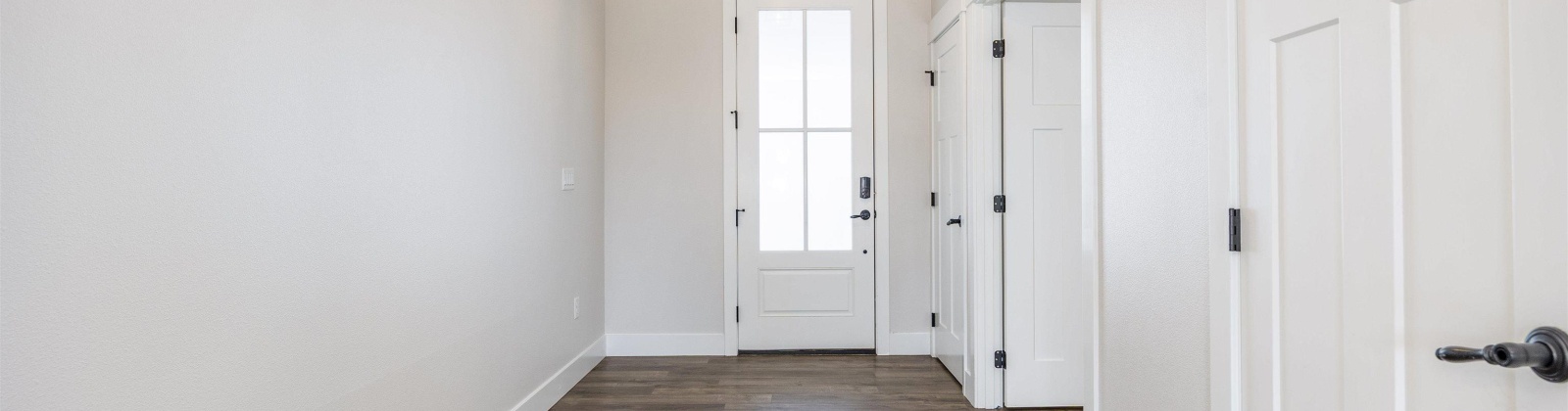 Beacon St, Grandview, Washington 98930, 5 Bedrooms Bedrooms, 0 ,3 BathroomsBathrooms,Houses,For Sale,Beacon St,0,288708