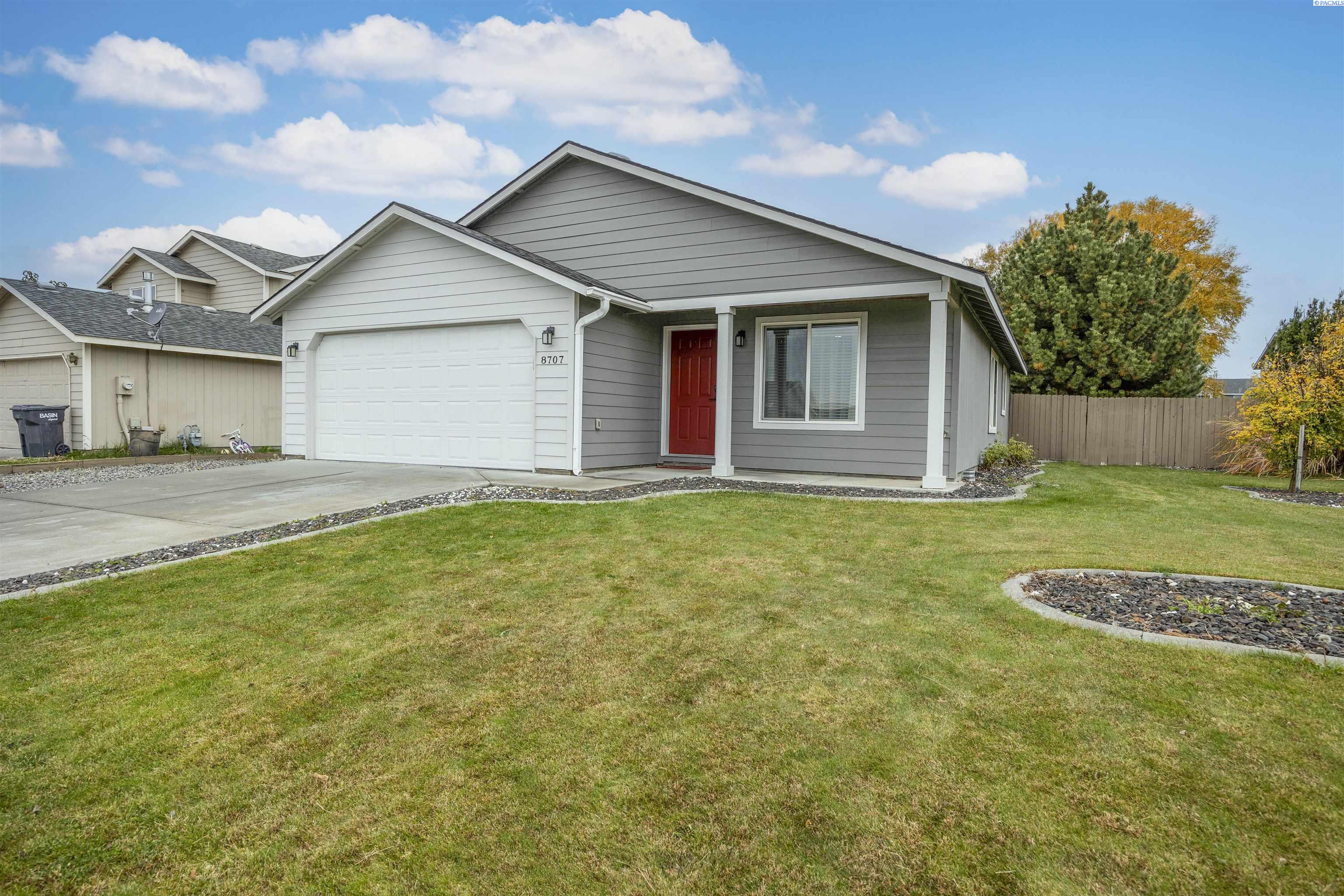 Overland Ct, Pasco, Washington 99301, 3 Bedrooms Bedrooms, 0 ,2 BathroomsBathrooms,Houses,For Sale,Overland Ct,0,288711