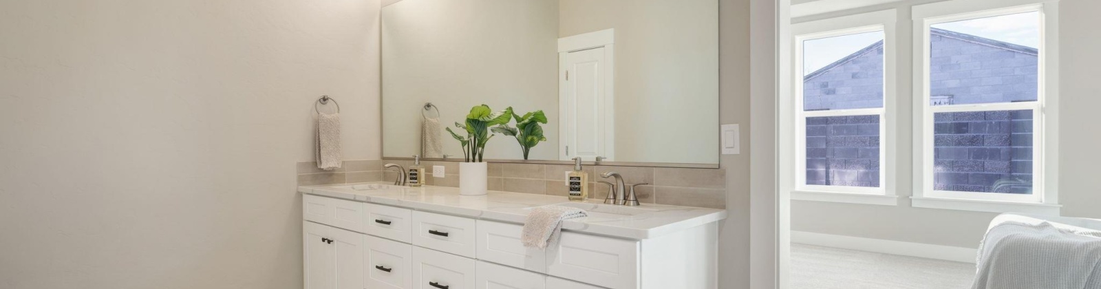 Grant Place, Kennewick, Washington 99336, 4 Bedrooms Bedrooms, 0 ,3 BathroomsBathrooms,Houses,For Sale,Grant Place,0,288712