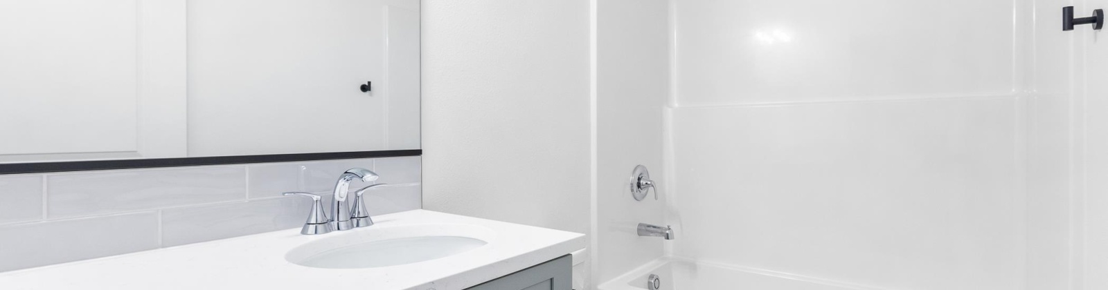 28th Ave, Kennewick, Washington 99338, 3 Bedrooms Bedrooms, 0 ,2 BathroomsBathrooms,Houses,For Sale,28th Ave,0,288714