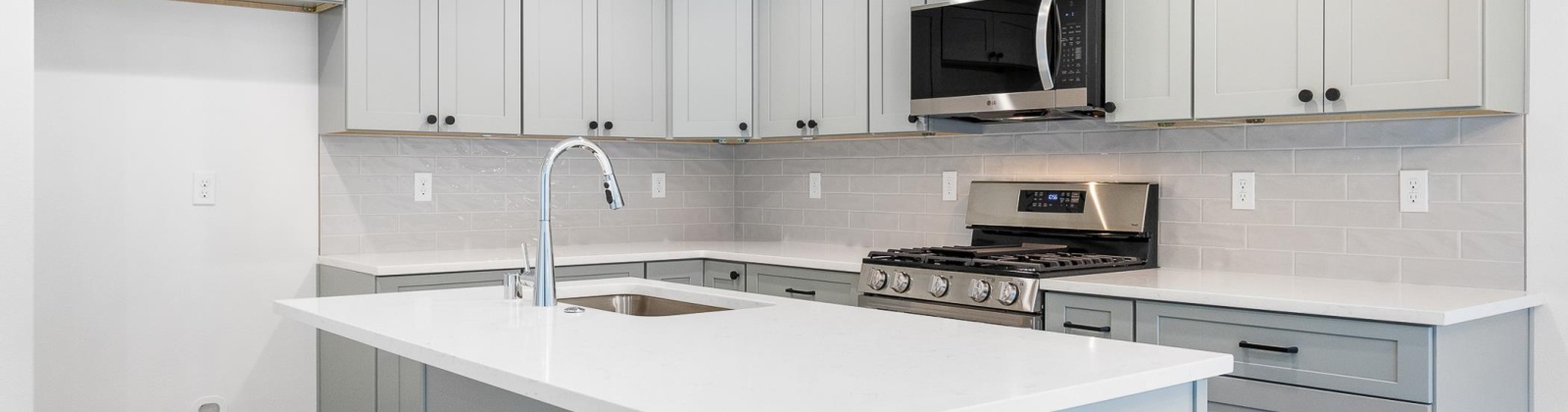 28th Ave, Kennewick, Washington 99338, 3 Bedrooms Bedrooms, 0 ,2 BathroomsBathrooms,Houses,For Sale,28th Ave,0,288714