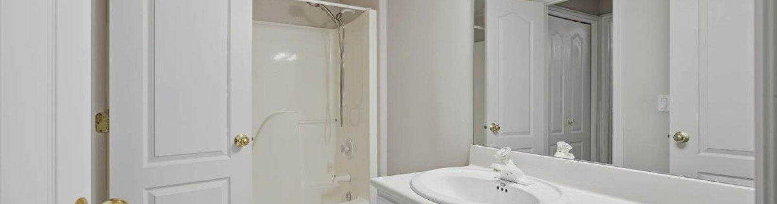 Country Ridge Dr, Richland, Washington 99352, 5 Bedrooms Bedrooms, 0 ,5 BathroomsBathrooms,Houses,For Sale,Country Ridge Dr,0,288738