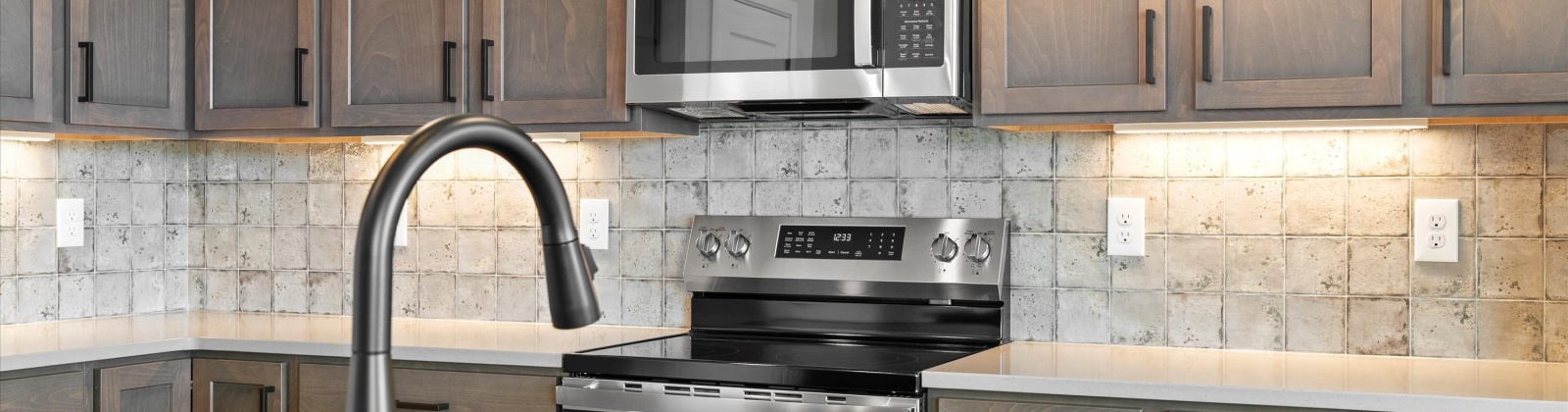 Tarragon Avenue, Richland, Washington 99352, 3 Bedrooms Bedrooms, 0 ,2 BathroomsBathrooms,Houses,For Sale,Tarragon Avenue,0,288726