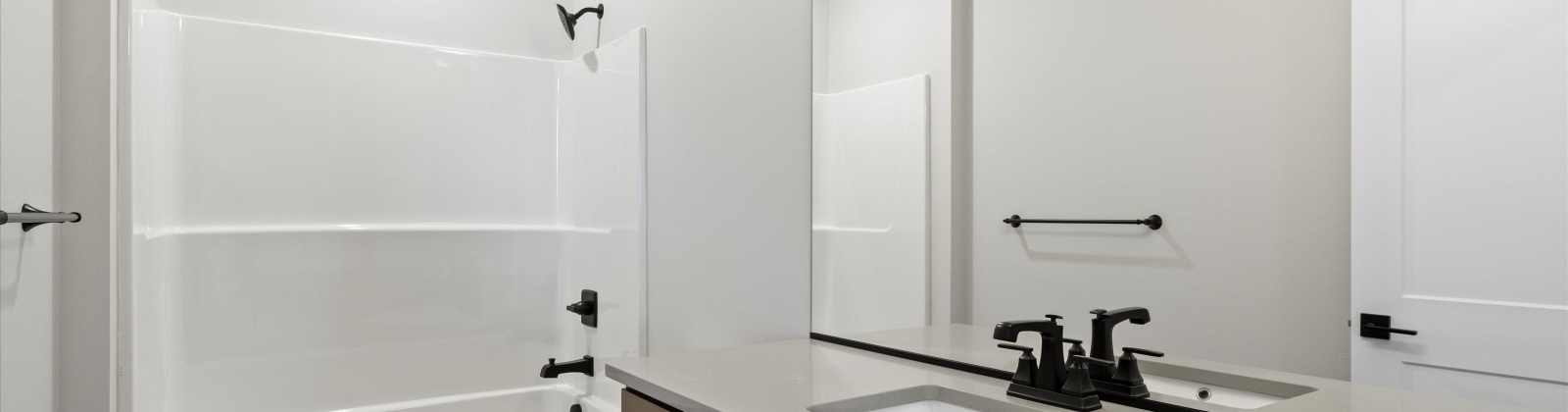 Tarragon Avenue, Richland, Washington 99352, 3 Bedrooms Bedrooms, 0 ,2 BathroomsBathrooms,Houses,For Sale,Tarragon Avenue,0,288726