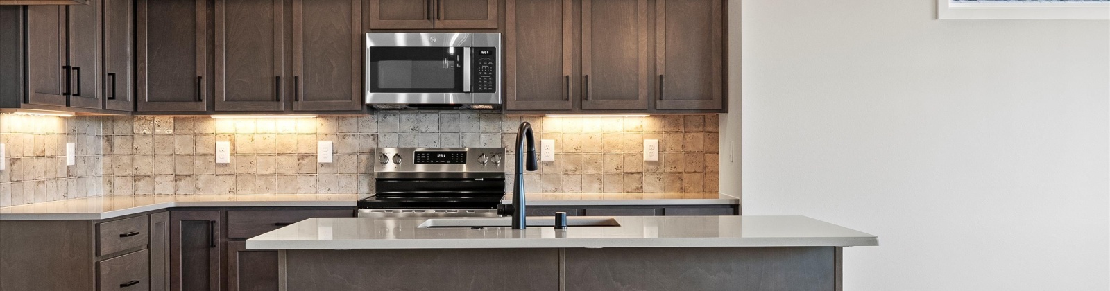 Tarragon Avenue, Richland, Washington 99352, 3 Bedrooms Bedrooms, 0 ,2 BathroomsBathrooms,Houses,For Sale,Tarragon Avenue,0,288726