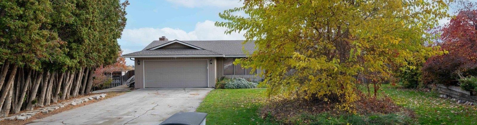 Arthur St, Kennewick, Washington 99336, 4 Bedrooms Bedrooms, 0 ,2 BathroomsBathrooms,Houses,For Sale,Arthur St,0,288720