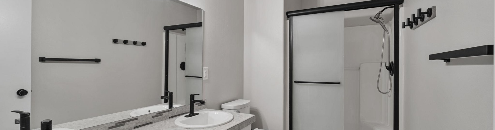 37th, Kennewick, Washington 99337, 3 Bedrooms Bedrooms, 0 ,2 BathroomsBathrooms,Houses,For Sale,37th,0,288750