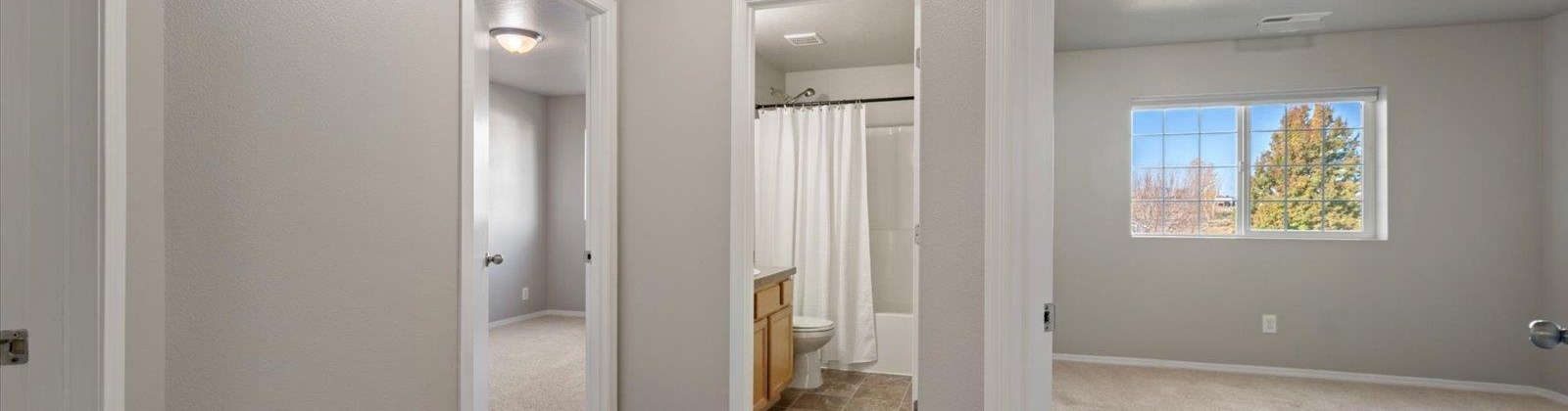 Jason Loop, Richland, Washington 99352, 4 Bedrooms Bedrooms, 0 ,3 BathroomsBathrooms,Condos/townhomes,For Sale,Jason Loop,0,288749