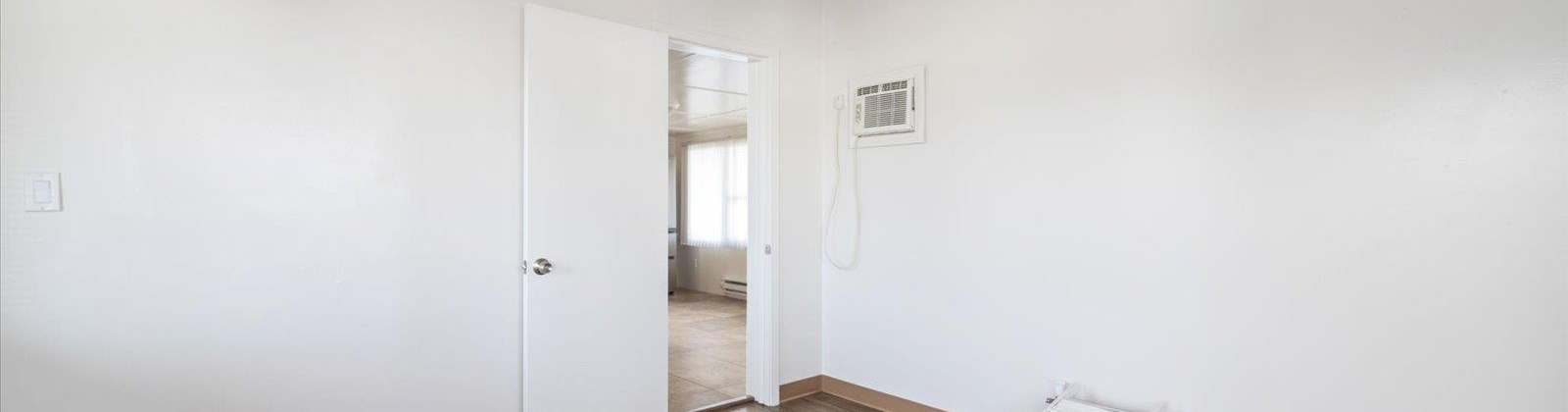 Thompson St., Richland, Washington 99354, 2 Bedrooms Bedrooms, 0 ,1 BathroomBathrooms,Houses,For Sale,Thompson St.,0,288754