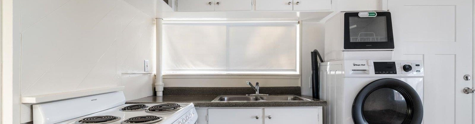 Thompson St., Richland, Washington 99354, 2 Bedrooms Bedrooms, 0 ,1 BathroomBathrooms,Houses,For Sale,Thompson St.,0,288754