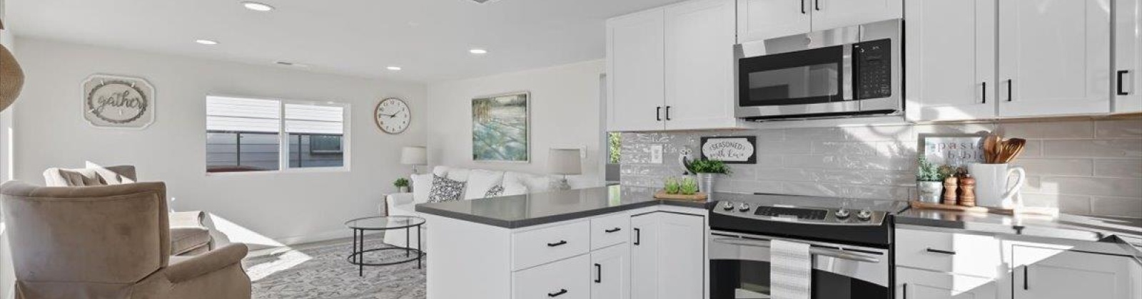 Wright Ave, Richland, Washington 99352, 2 Bedrooms Bedrooms, 0 ,1 BathroomBathrooms,Houses,For Sale,Wright Ave,0,288050