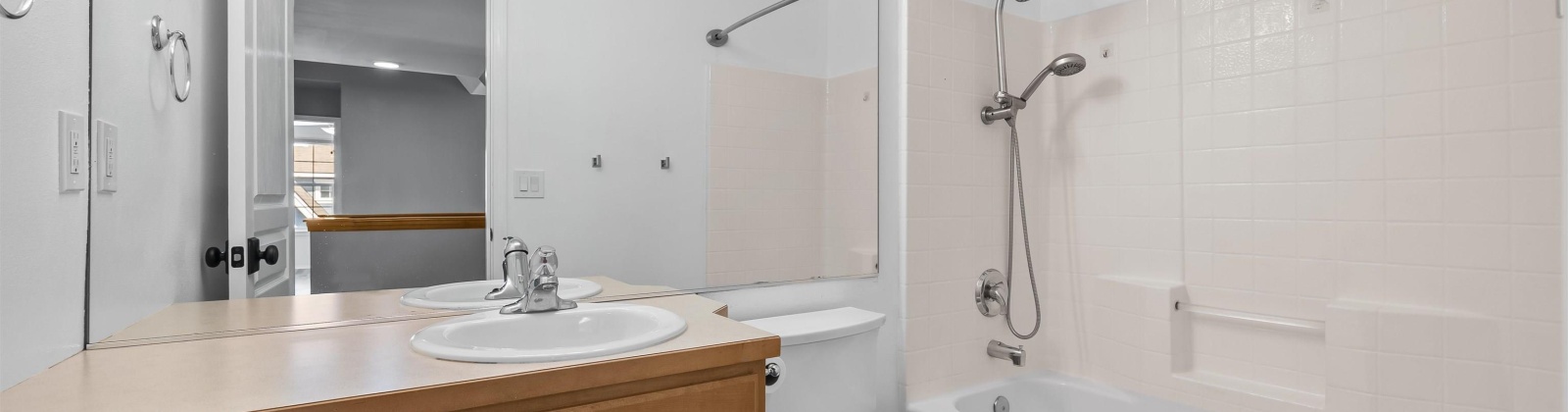 Keller St, Kennewick, Washington 99336, 3 Bedrooms Bedrooms, 0 ,3 BathroomsBathrooms,Houses,For Sale,Keller St,0,286713