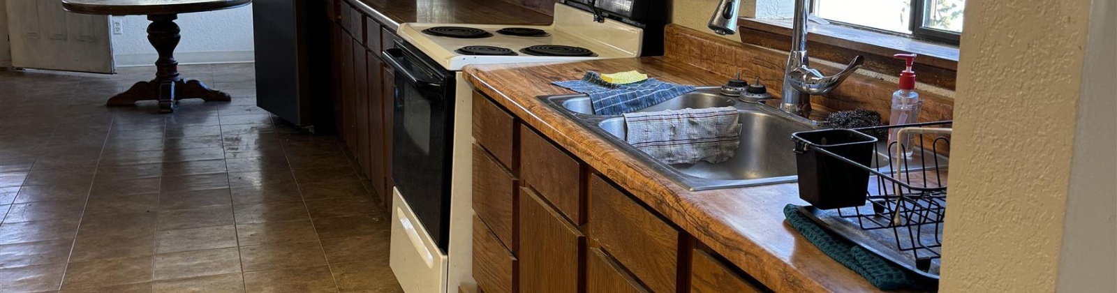 Washington Ave, Toppenish, Washington 98948, 2 Bedrooms Bedrooms, 0 ,1 BathroomBathrooms,Houses,For Sale,Washington Ave,0,288786