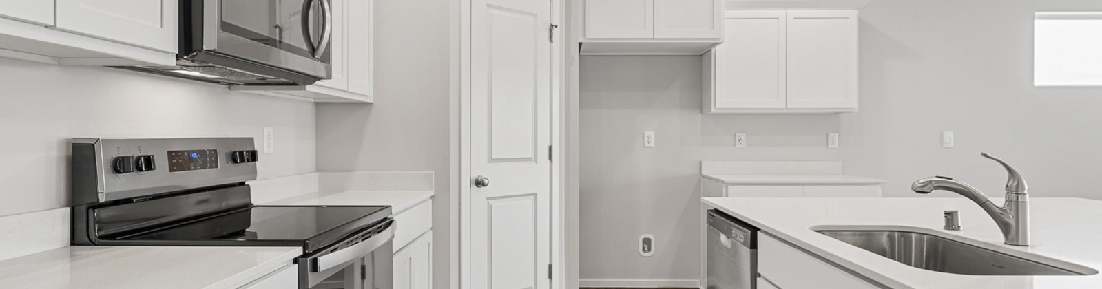 Dunsmuir, Pasco, Washington 99301, 4 Bedrooms Bedrooms, 0 ,2 BathroomsBathrooms,Houses,For Sale,Dunsmuir,0,284526