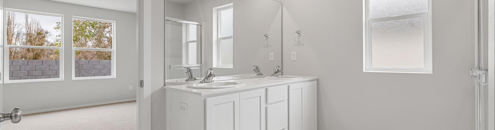 Dunsmuir, Pasco, Washington 99301, 4 Bedrooms Bedrooms, 0 ,2 BathroomsBathrooms,Houses,For Sale,Dunsmuir,0,284526