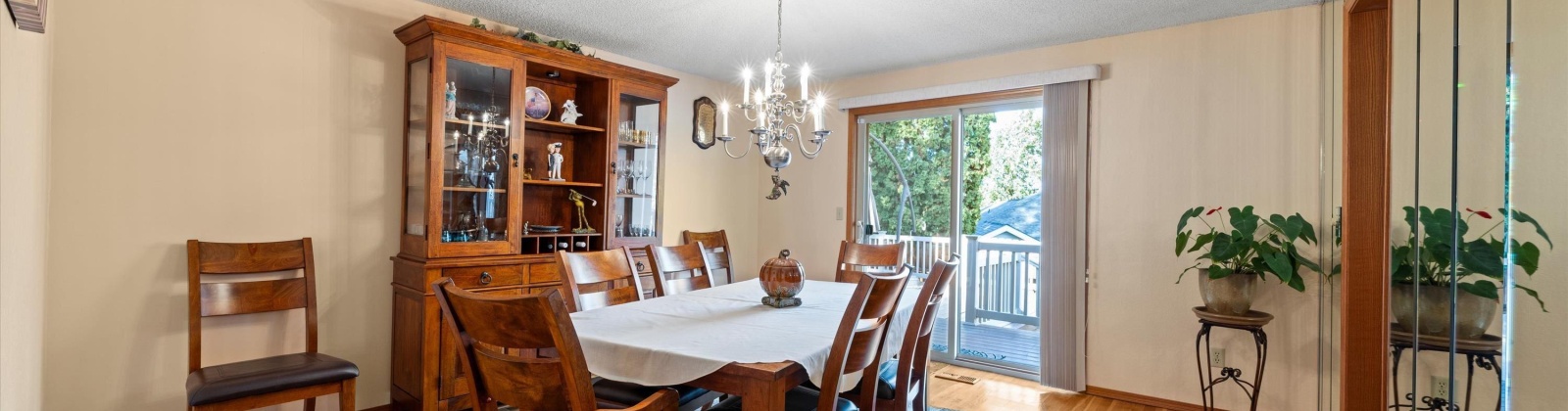 Pinetree Ln, Richland, Washington 99352, 4 Bedrooms Bedrooms, 0 ,3 BathroomsBathrooms,Houses,For Sale,Pinetree Ln,0,288801