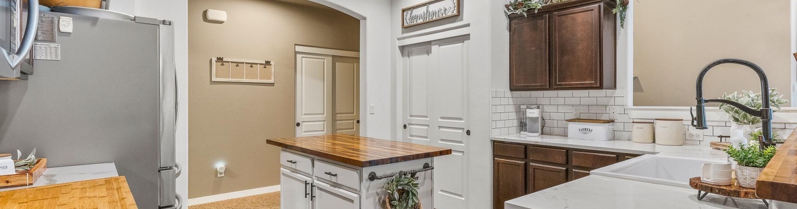 Pimlico Dr, Pasco, Washington 99301, 4 Bedrooms Bedrooms, 0 ,2 BathroomsBathrooms,Houses,For Sale,Pimlico Dr,0,288798