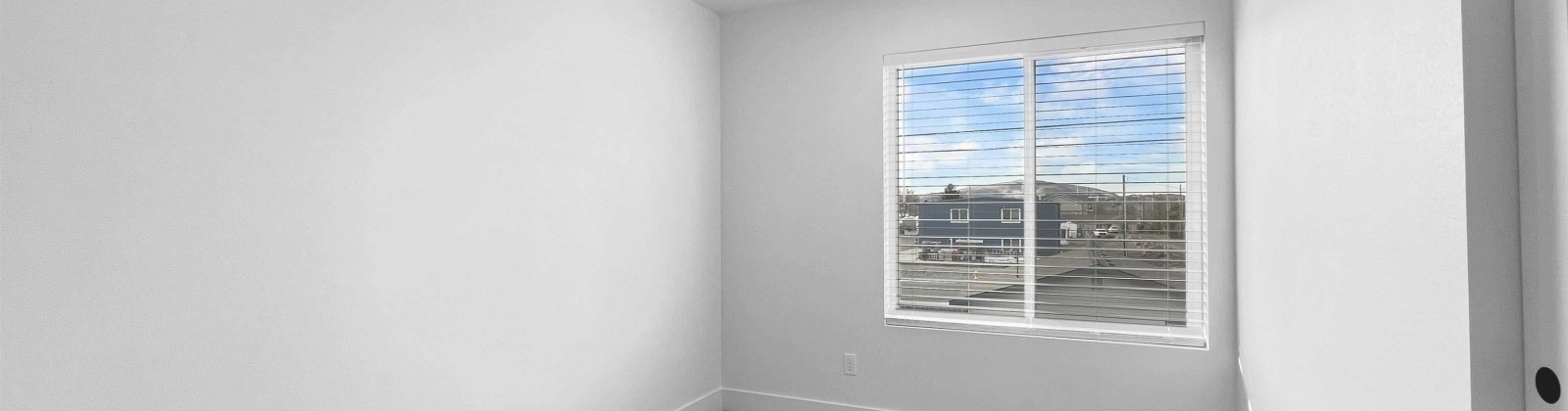 Carolina, Richland, Washington 99352, 9 Bedrooms Bedrooms, 0 ,6 BathroomsBathrooms,Multi-family,For Sale,Carolina,0,288815