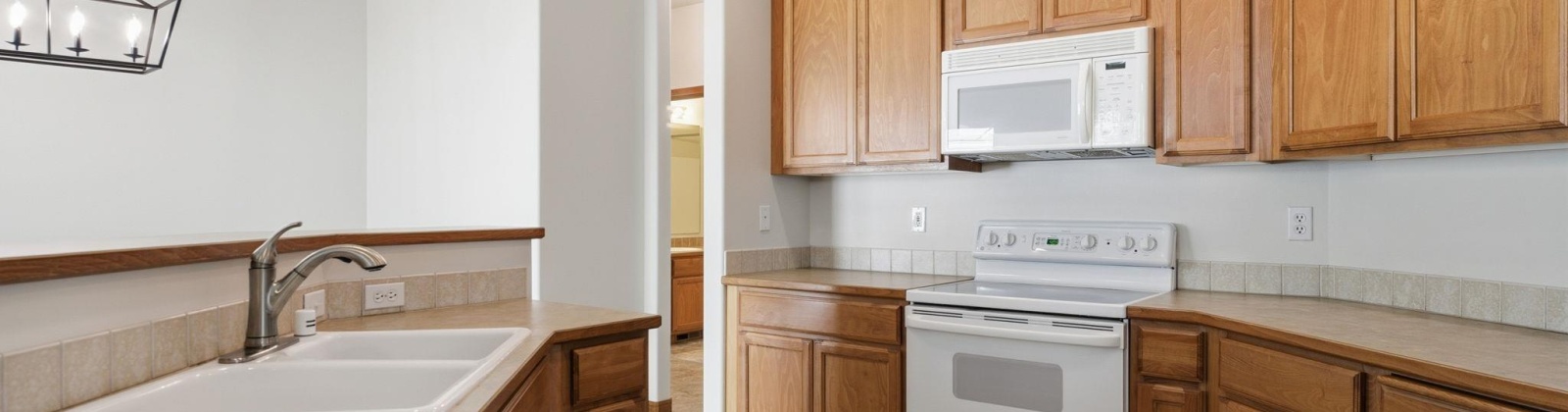 21st Avenue, Kennewick, Washington 99338, 2 Bedrooms Bedrooms, 0 ,2 BathroomsBathrooms,Condos/townhomes,For Sale,21st Avenue,0,288813